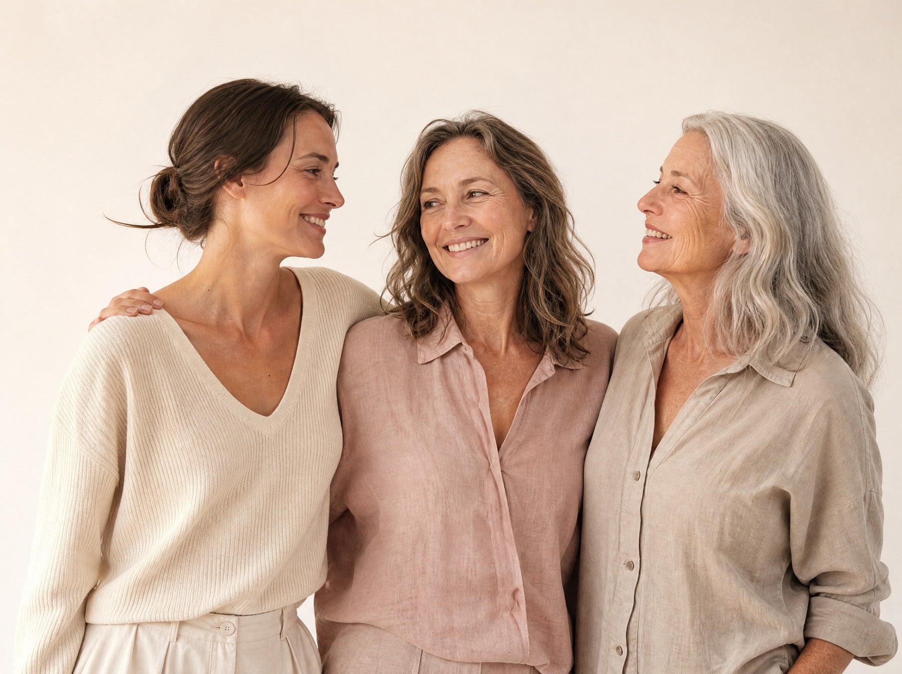 Trois femmes de générations différentes, complices